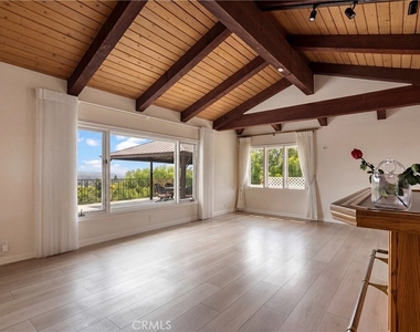 3737 Debstone Ave - Photo Thumbnail 4