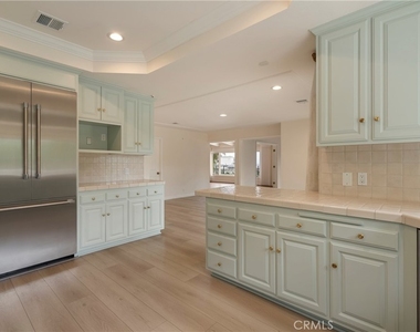 3737 Debstone Ave - Photo Thumbnail 6
