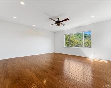 4116 Dakota - Photo Thumbnail 25