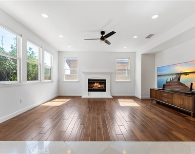 4116 Dakota - Photo Thumbnail 9