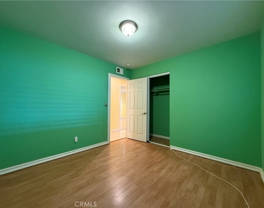 1127 S Nantes Avenue - Photo Thumbnail 19