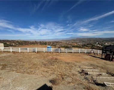 22881 Arrow Road - Photo Thumbnail 9