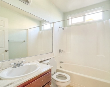 1359 Calle De Oro - Photo Thumbnail 12