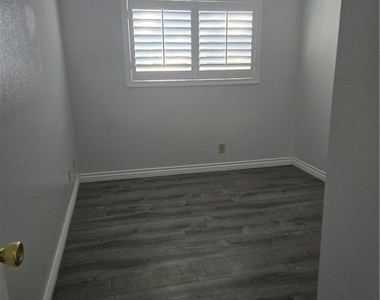 21740 Mojave - Photo Thumbnail 16