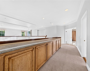 21004 Mendenhall Ct - Photo Thumbnail 46