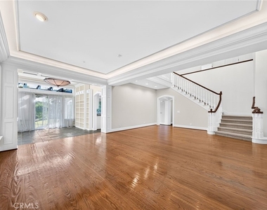 21004 Mendenhall Ct - Photo Thumbnail 12