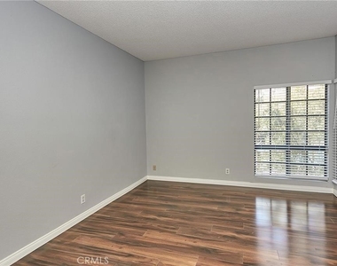 941 W Carson Street - Photo Thumbnail 12