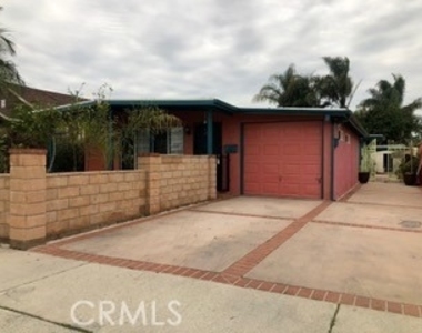 4614 W 164th - Photo Thumbnail 2
