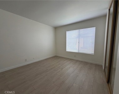8520 Century Blvd Unit A - Photo Thumbnail 8
