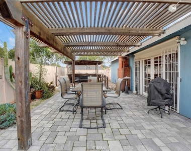 17230 Bonham Ave - Photo Thumbnail 17