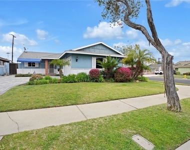 17230 Bonham Ave - Photo Thumbnail 1