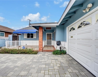 17230 Bonham Ave - Photo Thumbnail 3
