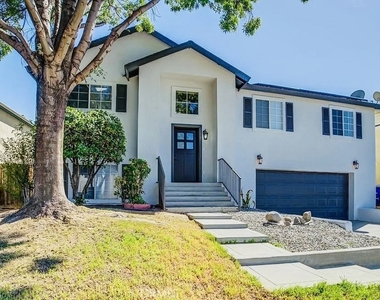 5114 Yellow Rose Court - Photo Thumbnail 2