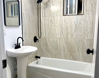 4180 118th Street Unit B - Photo Thumbnail 4