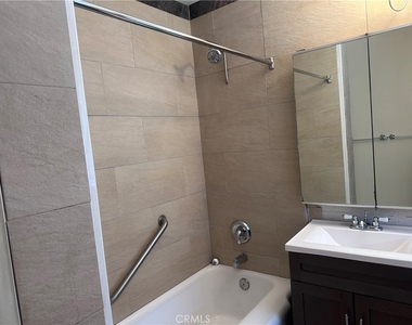 3615 Caspian - Photo Thumbnail 9