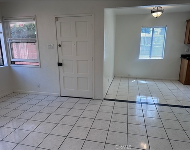 3615 Caspian - Photo Thumbnail 6