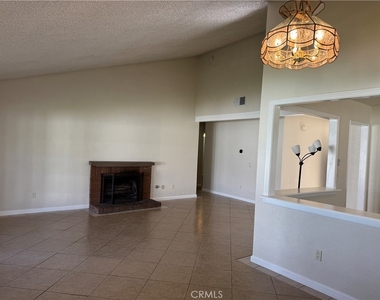 1792 N Ann - Photo Thumbnail 20