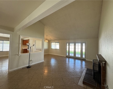 1792 N Ann - Photo Thumbnail 19