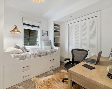 61 The Colonnade - Photo Thumbnail 25