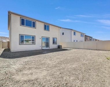 34427 Sakura Ln - Photo Thumbnail 28