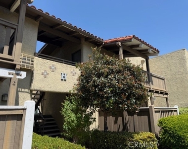 1345 Cabrillo Park - Photo Thumbnail 15