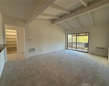 1345 Cabrillo Park - Photo Thumbnail 7