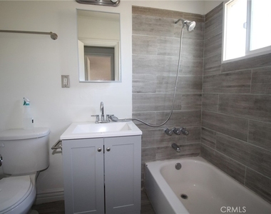 4954 Tweedy Boulevard - Photo Thumbnail 6