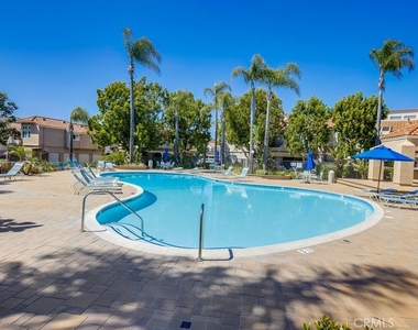 27196 Ryan Drive - Photo Thumbnail 15