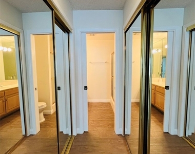 235 Avenida Lobeiro - Photo Thumbnail 18