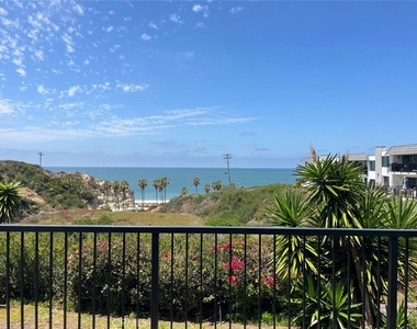 235 Avenida Lobeiro - Photo Thumbnail 1
