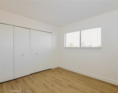 9618 Pauline Drive - Photo Thumbnail 13