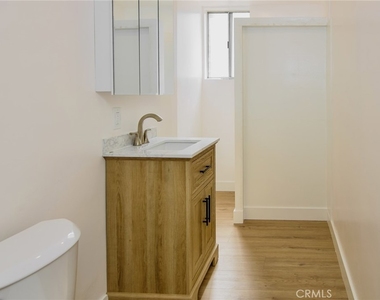 9618 Pauline Drive - Photo Thumbnail 12