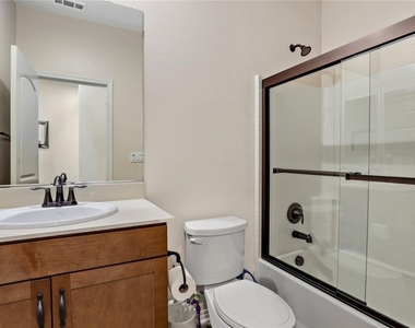 22021 Windham Way - Photo Thumbnail 7
