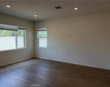 9707 Babaco Street - Photo Thumbnail 7