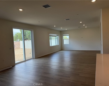 9707 Babaco Street - Photo Thumbnail 13