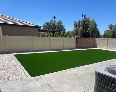 9707 Babaco Street - Photo Thumbnail 38