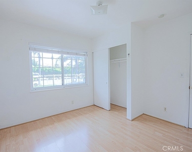 9381 Nichols Drive - Photo Thumbnail 8