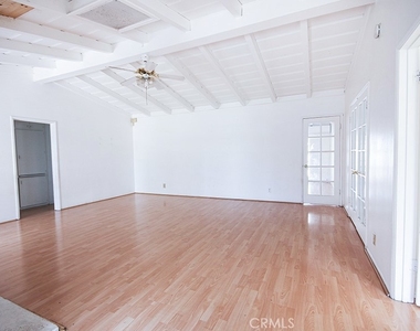 9381 Nichols Drive - Photo Thumbnail 9
