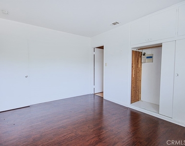 9381 Nichols Drive - Photo Thumbnail 22