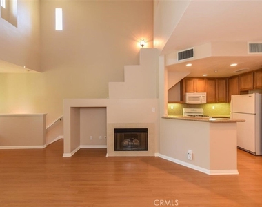 306 Dewdrop - Photo Thumbnail 6