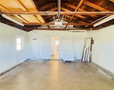 2335 E Trenton Avenue - Photo Thumbnail 14