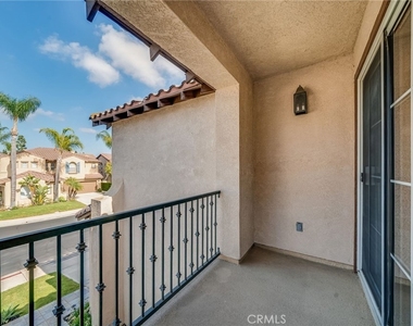 11761 Fricker Ave - Photo Thumbnail 28