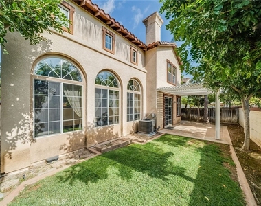11761 Fricker Ave - Photo Thumbnail 32