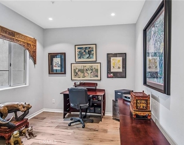 2233 Martin - Photo Thumbnail 17