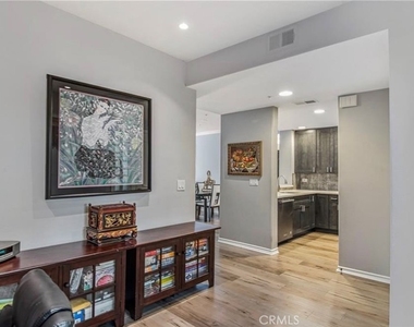 2233 Martin - Photo Thumbnail 18