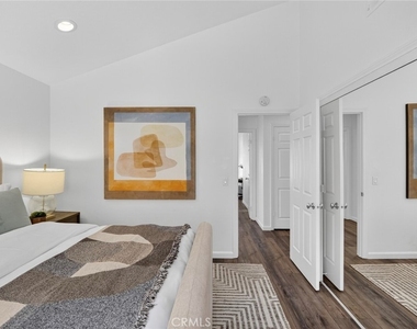 431 Nyes Place - Photo Thumbnail 27
