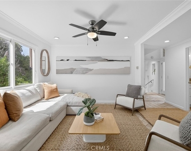 431 Nyes Place - Photo Thumbnail 7
