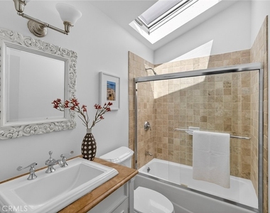 431 Nyes Place - Photo Thumbnail 25