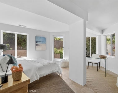 431 Nyes Place - Photo Thumbnail 17