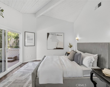 431 Nyes Place - Photo Thumbnail 30